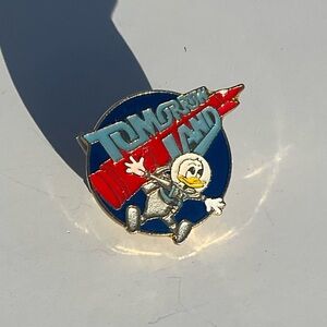 “Vintage” 1985 Disneyland 30Th Anniversary “Tomorrow Land” Commemorative Pin.